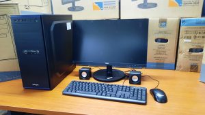 Servicios Públicos incorpora nuevo equipamiento informático en distritos de Santa Cruz