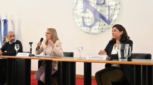 Alicia disertó sobre el desarrollo productivo de Santa Cruz en el Instituto de Servicio Extranjero de la Nación