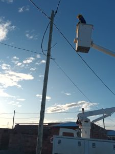 Servicios Públicos amplía el tendido eléctrico en el Barrio 22 de Septiembre de Río Gallegos
