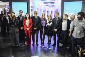 Alicia recorrió los stands del 2° Foro de Transición Energética