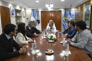 Alicia firmó convenios para fortalecer el desarrollo energético de Santa Cruz