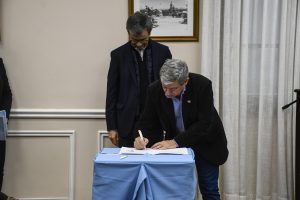 El Gobierno firmó actas para el inicio de la construcción del nuevo acueducto de Río Gallegos