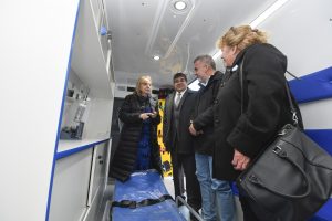 Hechos Para Crecer: renovación del parque automotor en el sistema de salud de Santa Cruz