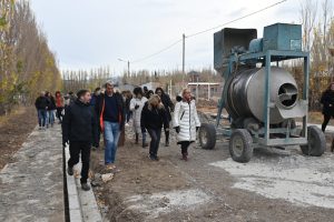 Alicia finalizó su visita a Lago Posadas con recorrido de obras y un reconocimiento a su trayectoria*