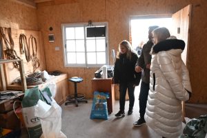 Alicia finalizó su visita a Lago Posadas con recorrido de obras y un reconocimiento a su trayectoria*