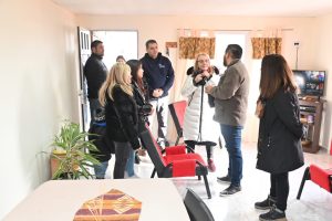 Alicia finalizó su visita a Lago Posadas con recorrido de obras y un reconocimiento a su trayectoria*