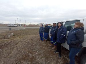 Río Gallegos: Servicios Públicos instala iluminación en el acceso al barrio Ayres Argentinos