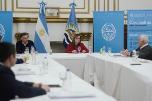 Alicia participó de la reunión del COE con representantes de los poderes legislativo y judicial