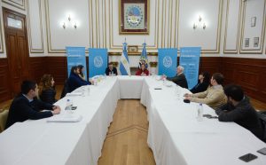 Alicia participó de la reunión del COE con representantes de los poderes legislativo y judicial