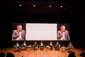 Alicia: “Santa Cruz y nuestro país necesitan personas que se la jueguen y tengan coraje para transformar las realidades”