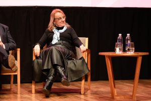 Alicia: “Santa Cruz y nuestro país necesitan personas que se la jueguen y tengan coraje para transformar las realidades”