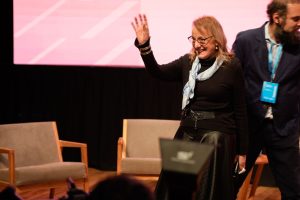 Alicia: “Santa Cruz y nuestro país necesitan personas que se la jueguen y tengan coraje para transformar las realidades”