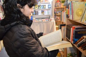 Editoriales y libreros dicen "presente" en la 29° Feria Provincial del Libro