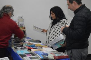 Editoriales y libreros dicen "presente" en la 29° Feria Provincial del Libro