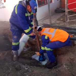 Servicios Públicos ejecutó obras en cuartel de bomberos y establecimientos educativos en Las Heras
