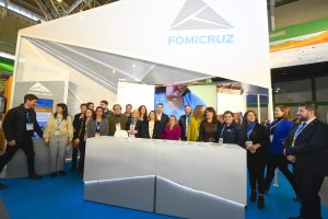Ávila: “Esta feria marca un hito sobre la importancia minera en Santa Cruz a nivel nacional”