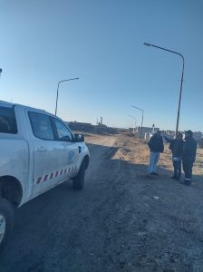 Avanzan obras para extender líneas de energía eléctrica y red cloacal en Puerto Deseado