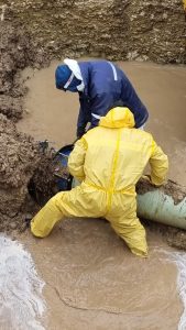 Servicios Públicos trabajó en la reparación del acueducto de río Santa Cruz – Bahía San Julián