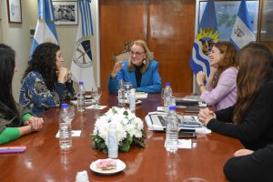 Alicia recibió a autoridades del Ministerio de las Mujeres, Género y Diversidad de la Nación en Casa de Gobierno