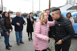 Fortalecimiento del Trabajo Territorial: Alicia entregó vehículos a áreas de Desarrollo Social por más de 57 millones