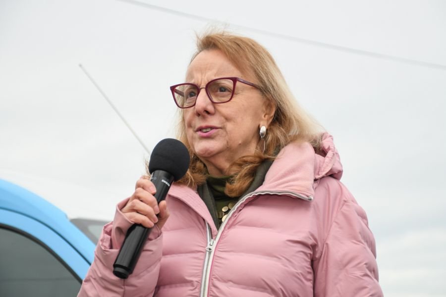 Alicia: “Espero que, a estas nuevas herramientas las usen para ayudar a las familias de cada barrio de la provincia”