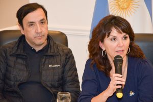 El Gobierno de Santa Cruz acompañó la presentación de la Fiesta Provincial de la Nieve 2023