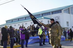 El pueblo de Santa Cruz conmemoró el 207° Aniversario de la Declaración de la Independencia en Piedra Buena