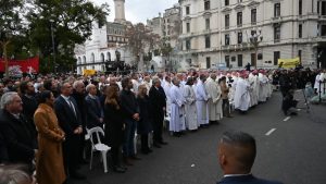 Alicia asistió a la asunción de García Cuerva como arzobispo de Buenos Aires