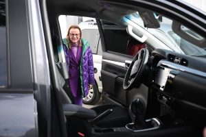 Fortalecimiento del Parque Automotor: Alicia entregó nuevas unidades móviles a Koluel Kaike