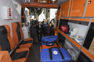 Fortalecimiento del segundo nivel sanitario: Alicia entregó ambulancias a seis localidades de Santa Cruz