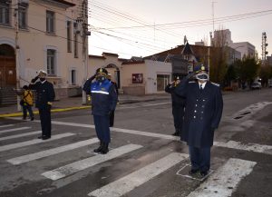 El Gobierno provincial acompañó el izamiento Patrio por el 210° Aniversario del 25 de Mayo