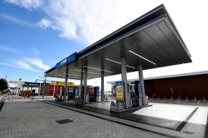 Alicia inauguró la primera Estación de Servicio del Futuro en Santa Cruz