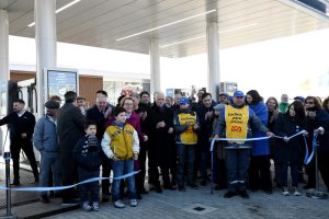 Alicia inauguró la primera Estación de Servicio del Futuro en Santa Cruz