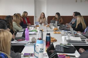 Alicia entregó el histórico Convenio Colectivo de Trabajo de Salud