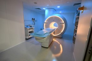 Hechos Para Crecer: Alicia inauguró el resonador del Hospital Regional
