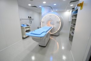 Hechos Para Crecer: Alicia inauguró el resonador del Hospital Regional