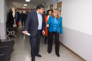 Hechos Para Crecer: Alicia inauguró el resonador del Hospital Regional
