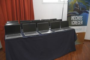 Alicia entregó equipos a la Escuela Industrial de Procesos Energéticos de Río Gallegos