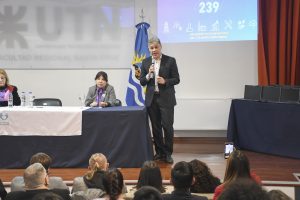 González: "Quiero que estudien y sepan que cuando se reciban van a poder trabajar de lo que estudiaron"