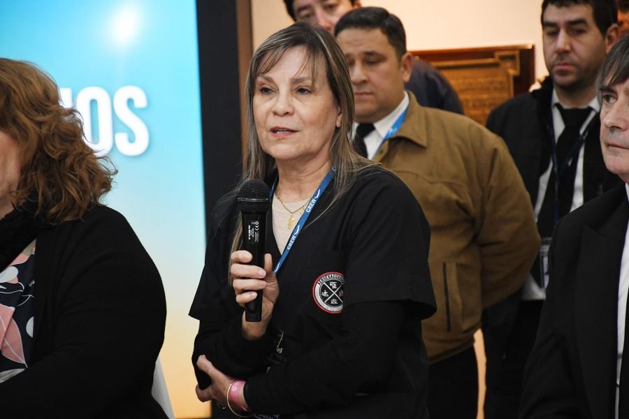 Behr: “En el Día de la Sanidad, este avión sanitario es un gran regalo para toda la provincia”