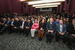 Hechos Para Crecer: Alicia presentó el resumen de sus ocho años de gestión
