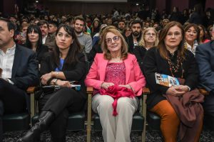 Hechos Para Crecer: Alicia presentó el resumen de sus ocho años de gestión