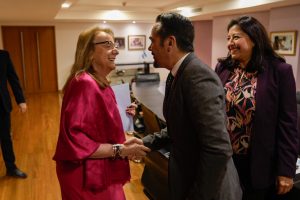 Fortalecimiento de los vínculos internacionales: Alicia recibió al embajador de Francia en la Casa de Santa Cruz