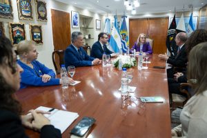 Alicia se reunió con integrantes del Rotary Club en Casa de Gobierno