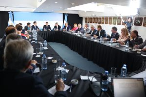Gobernadores  con Massa: “El Camino es la Unidad Nacional”