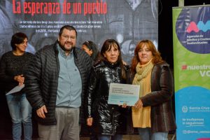 Río Turbio vivió el pre-estreno de “Mujeres del Carbón” que se lanza hoy por Canal 9