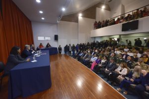 Alicia: “Voy a trabajar para la provincia y tengo la voluntad de hacerlo con todos y todas”
