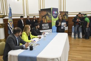Representantes gremiales presenciaron homologación de la carrera administrativa y presentaron dos convenios colectivos de trabajo