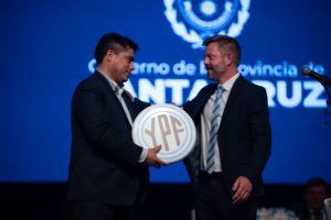 Claudio Vidal juró como gobernador y planteó los tres ejes de su gestión