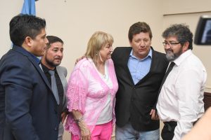 Vidal tomó juramento a los nuevos presidentes de las Comisiones de Fomento de Santa Cruz